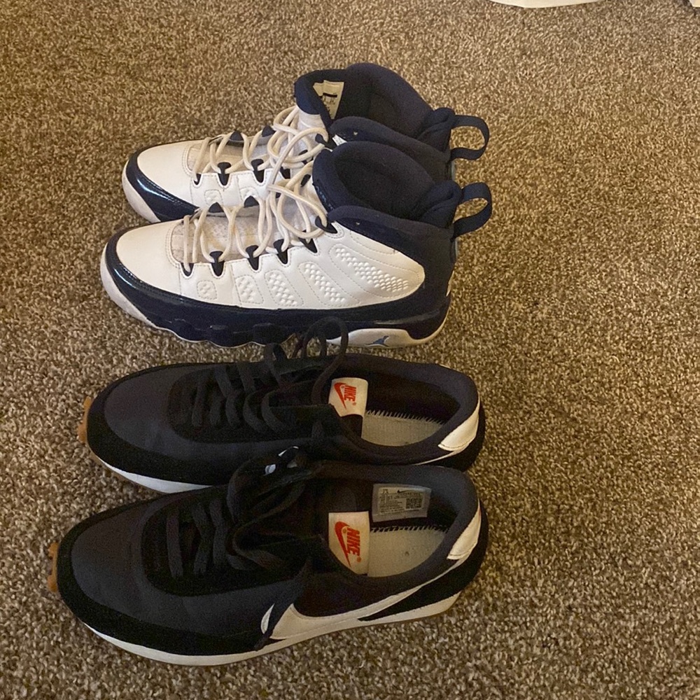 Women tennis shoes